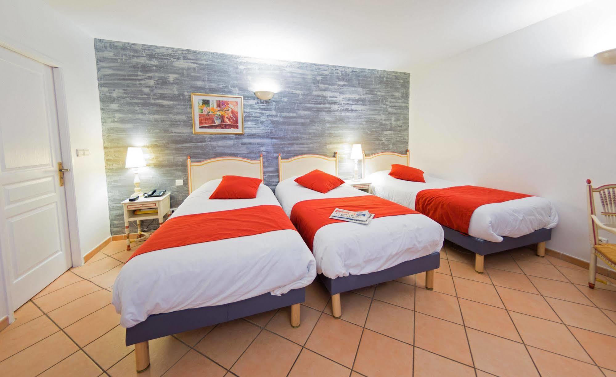 Hotel Ariane Istres Exterior foto